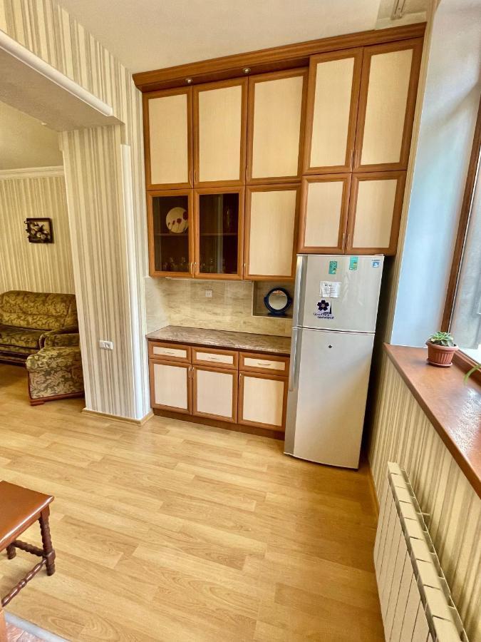 Apartment In The Center Of Erévan Extérieur photo